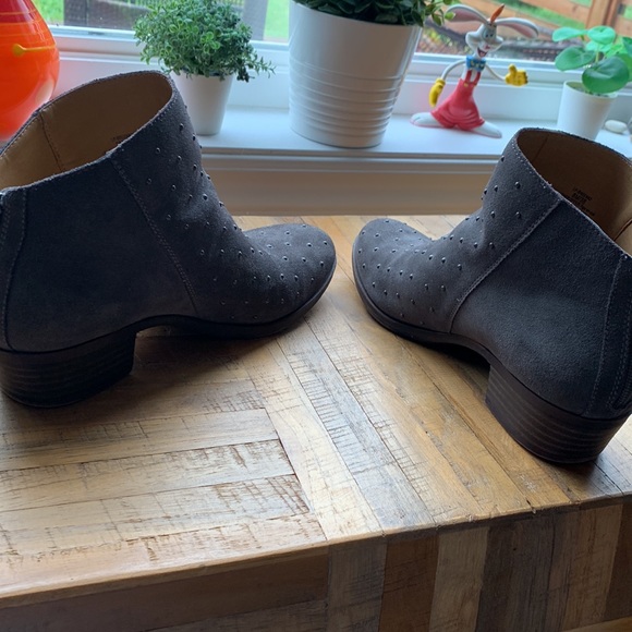 Grey Lucky Brand studded booties - Picture 8 of 10